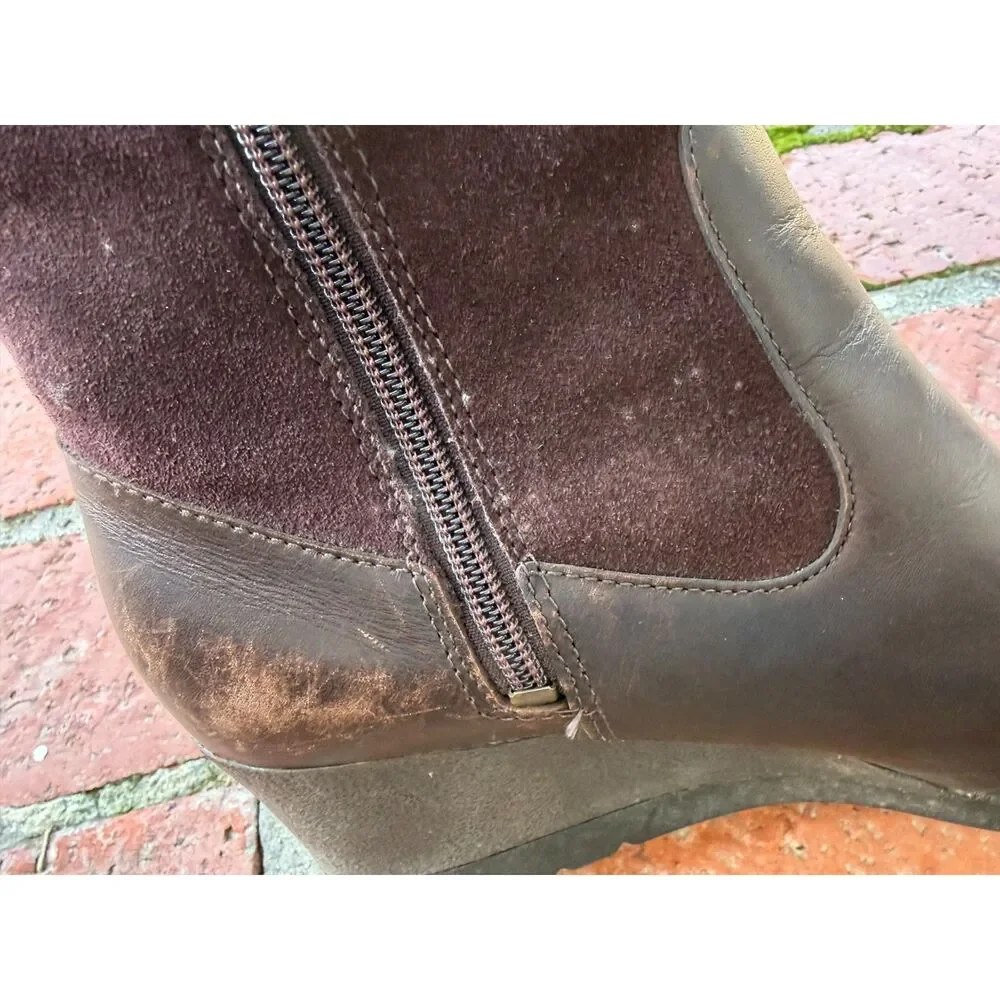 UGG Women's Australia Mischa Boots Stout Brown Waterproof Suede Leather Size 10